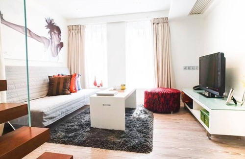 Putuo Apartment | Deluxe Two-Bedroom Loft | 450 m from Langao Road Station | Shanghai