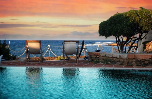 Stintino Villa | Deluxe Villa In Front Of The Sea With Private Pool and Jacuzzi