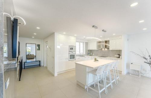 Los Cristianos Villa | Deluxe Villa Tenerife Los Cristianos