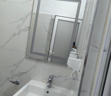 Delvine Apartment | Delvina Central Rooms by Mira