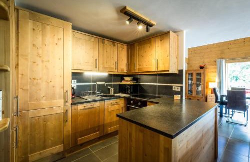 Les Houches Apartment | Delys - Renovated - Beside Park - Climbing wall - Hikes - Mont-Blanc views
