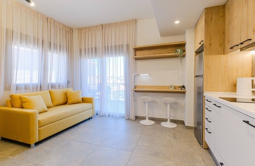 Agios Nikolaos Apartment | DeMar No 5 by RentalsPro - Agios Nikolaos