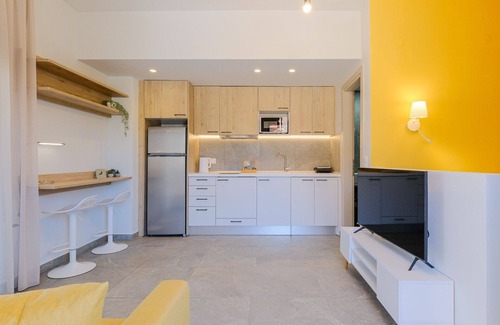 Agios Nikolaos Apartment | DeMar No 5 by RentalsPro - Agios Nikolaos