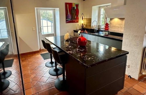 Avrille Villa | Demeure Clémenceau - very nice house with pool, in a parc, 10 sleeps