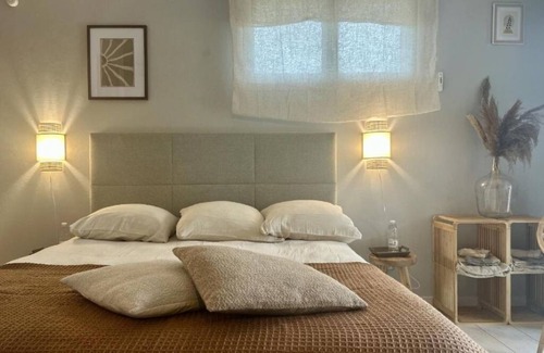 Plassac Bed & Breakfast | Demeure de l'Estuaire : Twin Room with Private Bathroom