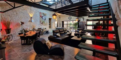 Vezenobres Hotel | Demeure de la Baronne
