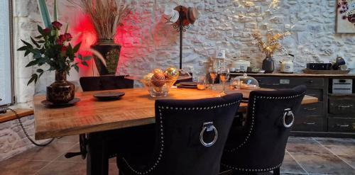 Vezenobres Hotel | Demeure de la Baronne