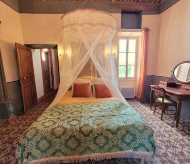 Tavernes House | Demeure vigneronne avec jardin 12 couchages 6 suites