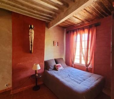 Tavernes House | Demeure vigneronne avec jardin 12 couchages 6 suites
