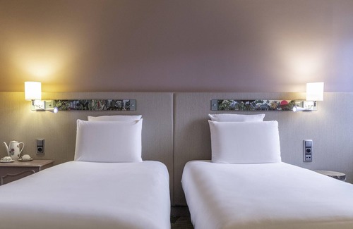 Le Coudray-Montceaux Hotel | Demeures de campagne Parc du Coudray – Mercure