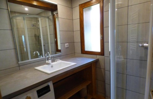 Les Saisies Ski Chalet | Demi Chalet duplex La Pierra Menta Les Saisies 6 pers 3 chambres
