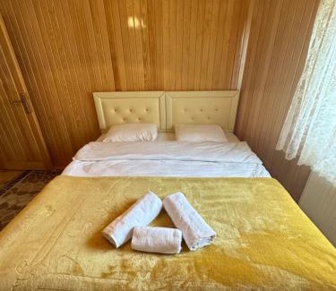 Caykara Apartment | Demirkapı Brown House