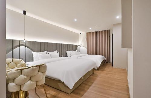 Saha Hotel | Den Basta Hotel Hadan