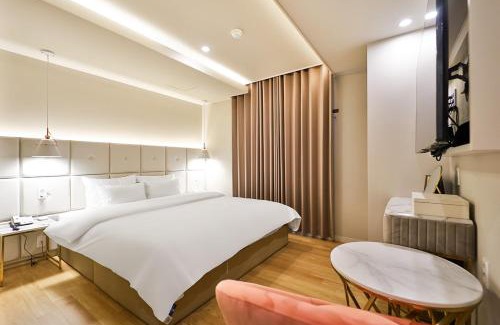 Saha Hotel | Den Basta Hotel Hadan