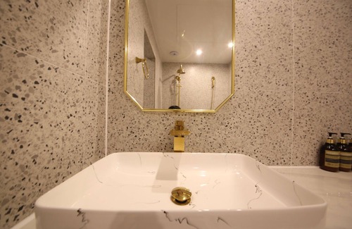 Sasang Hotel | Den Basta Hotel