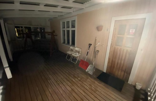 Jorn Apartment | Den Rosa hus!!