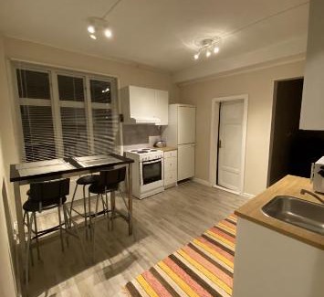 Jorn Apartment | Den Rosa hus!!