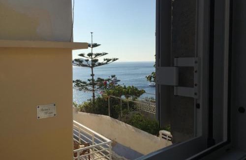 Leros Apartment | Denise House