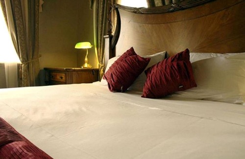 Rockhampton Hotel | Denison Boutique Hotel