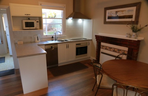 Old Adaminaby Cottage | Denison Cottage Old Adaminaby