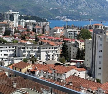 Golubovina Apartment | Deniz manzaralı ferah daire