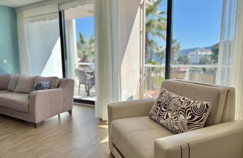 Marmaris City Center Apartment | Deniz Manzaralı, Plaja 100 Metre, Luks Daire 2