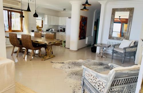 Bodrum Villa | Deniz manzarali tas villa