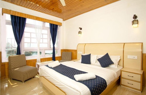 Gangtok Hotel | Denizen Karponang