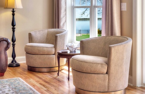 Town of Owasco House | Denman Cove on East Side - Owasco Lake
