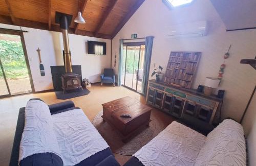 Ocean Beach Ski Chalet | Denmark Retreat by the river - Next to inlet & Bibbulmun Track with spa