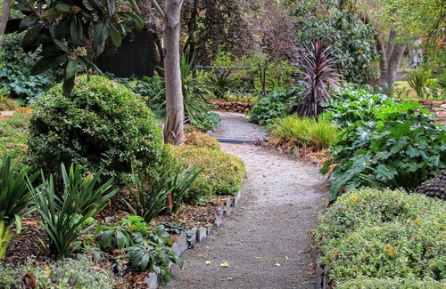 Upper Wakefield Cottage | Dennis Cottage Clare Valley