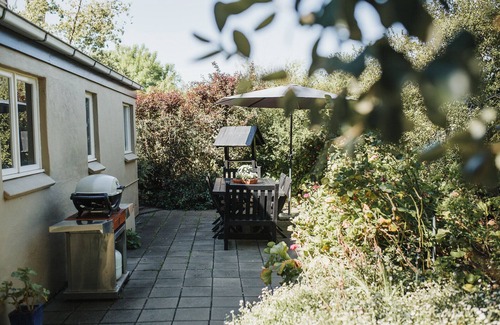 Upper Wakefield Cottage | Dennis Cottage Clare Valley