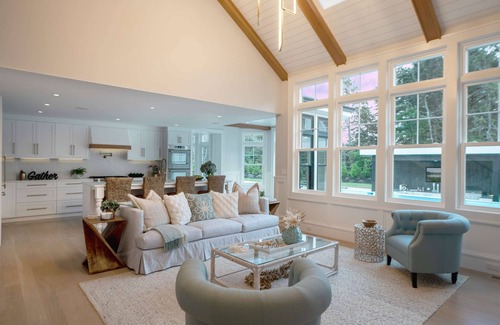 South Dennis House | Dennis Family Retreat: Private Pool, Sauna & Beach Fun!
