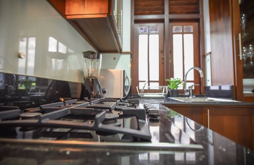 Mount Lavinia House | Dennislandvilla- Araliya