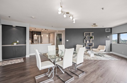 San Rafael Condo | Denver Highrise Condo with Amazing Views