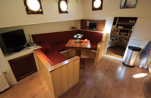 Enkhuizen House | Deo Annuente