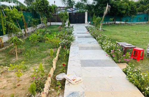 Noida House | Deo Farms