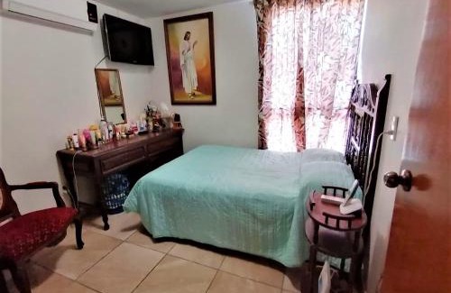 Mazatlan Apartment | Depa Centrico Mazatlan a 2 cuadras de a Playa, Central, Acuario.