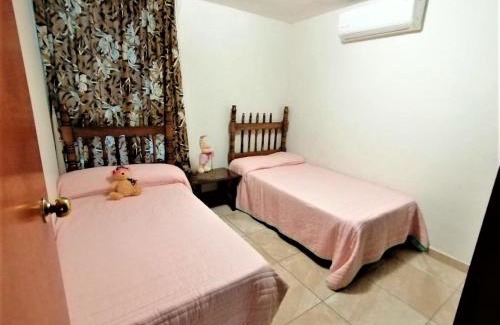 Mazatlan Apartment | Depa Centrico Mazatlan a 2 cuadras de a Playa, Central, Acuario.