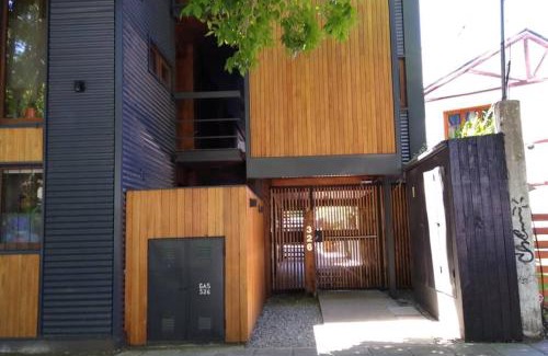 San Martin de los Andes Apartment | Departamento de 1 ambiente, Edificio Viveros 2, centro San Martín de los Andes con patio
