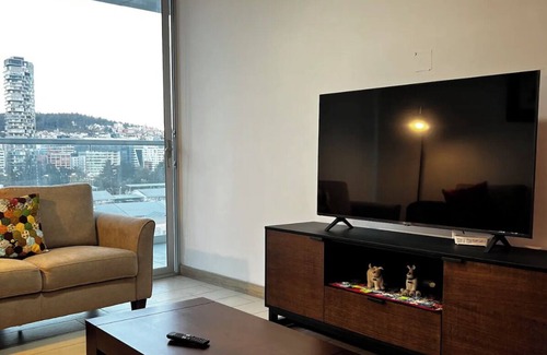 La Carolina Apartment | Departamento 3- cuartos con piscina e increíble vista, WiFi en Quito.