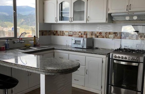 Loja Apartment | Departamento acogedor y moderno, vista increíble.