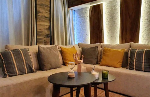 Zona Rosa Apartment | Departamento Céntrico a una Cuadra del Ángel de la Independencia!