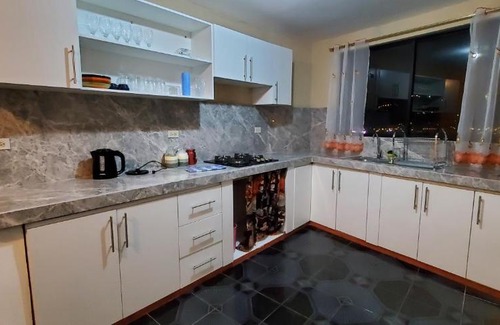 Cuenca Apartment | Departamento en Cuenca, 2 habitaciones y parqueo gratis