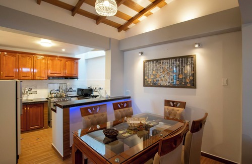 Cusco Apartment | Departamento EN Estreno CON Vistas A LA Ciudad