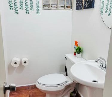 Madero Sur Apartment | Departamento muy cómodo de 2 recamaras con estacionamiento muy cerca de zona rio y centro en Tijuana