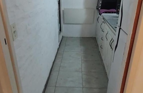 Pinamar Apartment | Departamento muy luminoso con amplio fondo y parrilla compartida