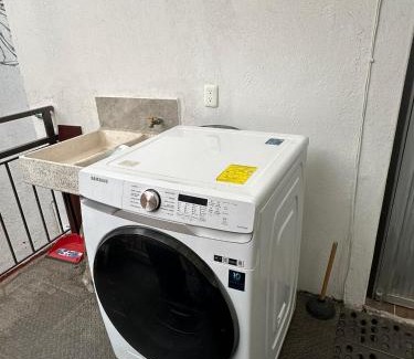 Roma Sur Apartment | Departamento Roma 2 CDMX