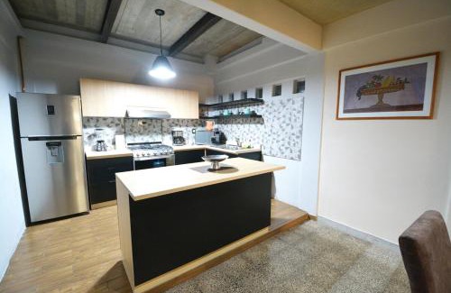 Oaxaca Apartment | Departamento Runa, amplio, bonito y acogedor, completo de 2 recámaras y 3 camas matrimoniales
