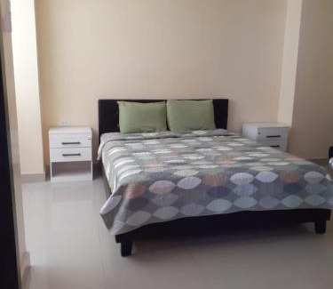 Crucita Apartment | Dept Familiar en crucita a pasos de la playa con auto check in